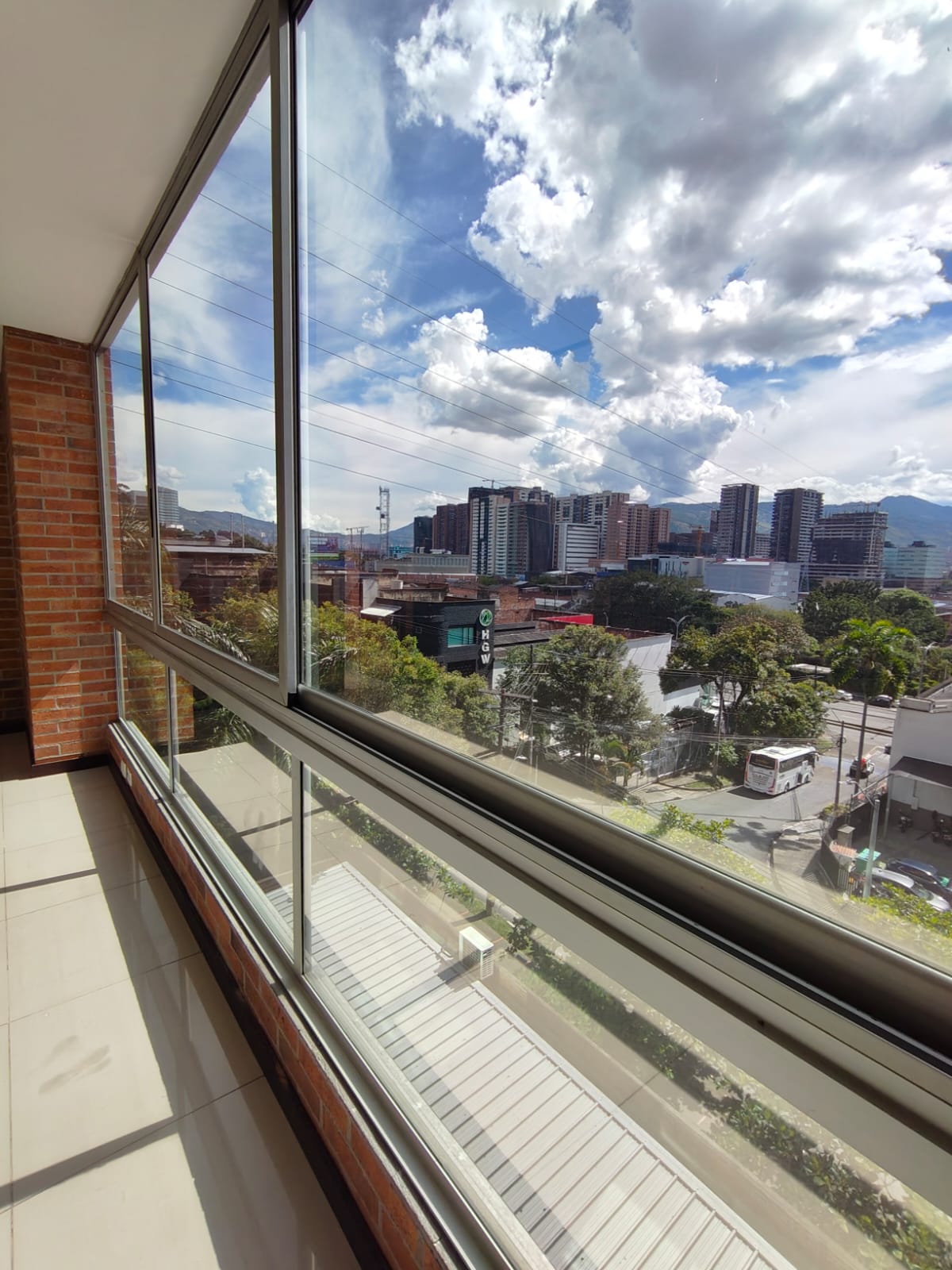SAN JULIAN, MEDELLÍN - 57573