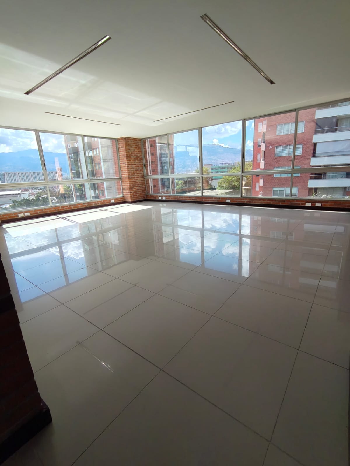 SAN JULIAN, MEDELLÍN - 57573