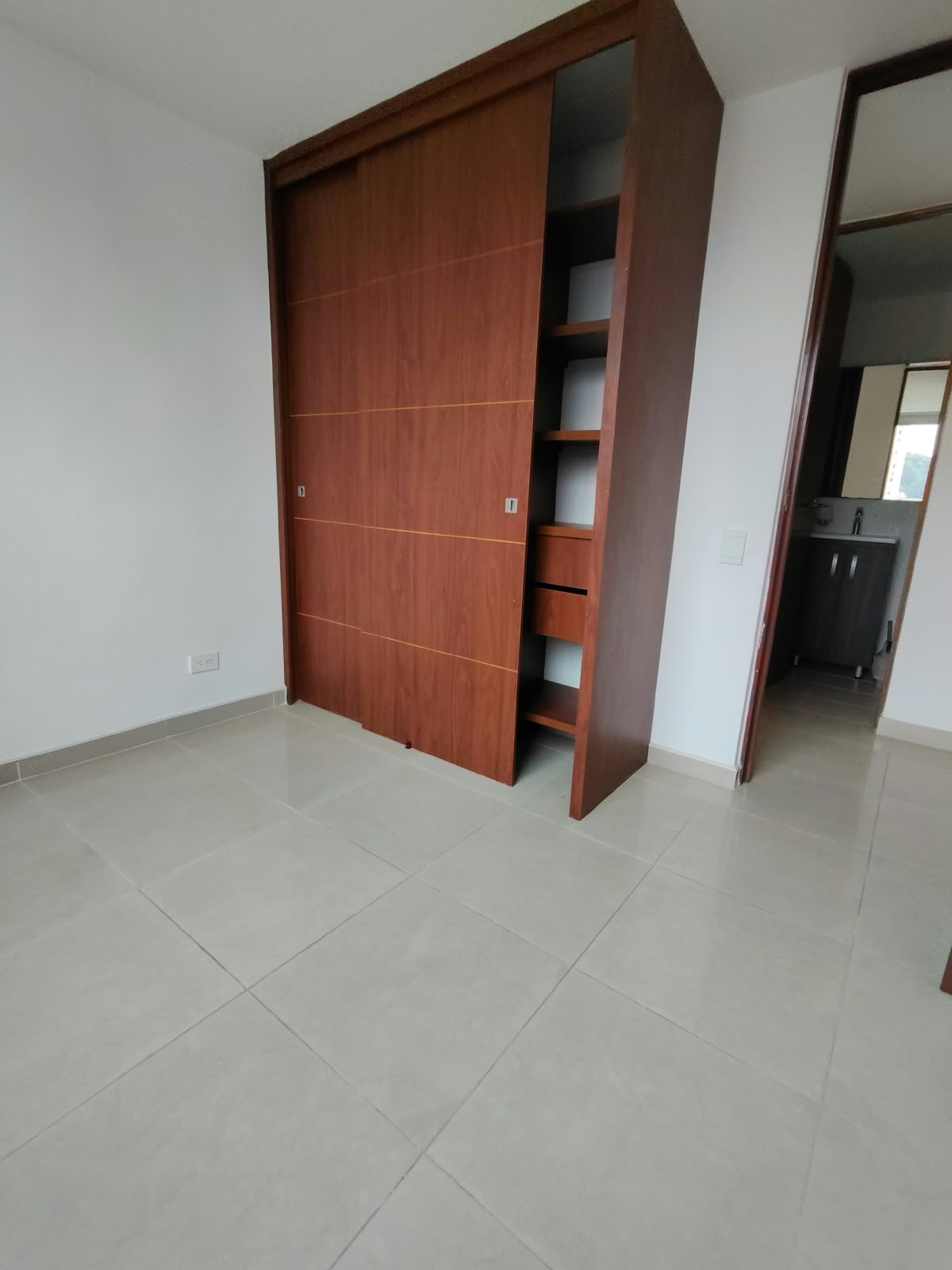 POBLADO, MEDELLÍN - 57615